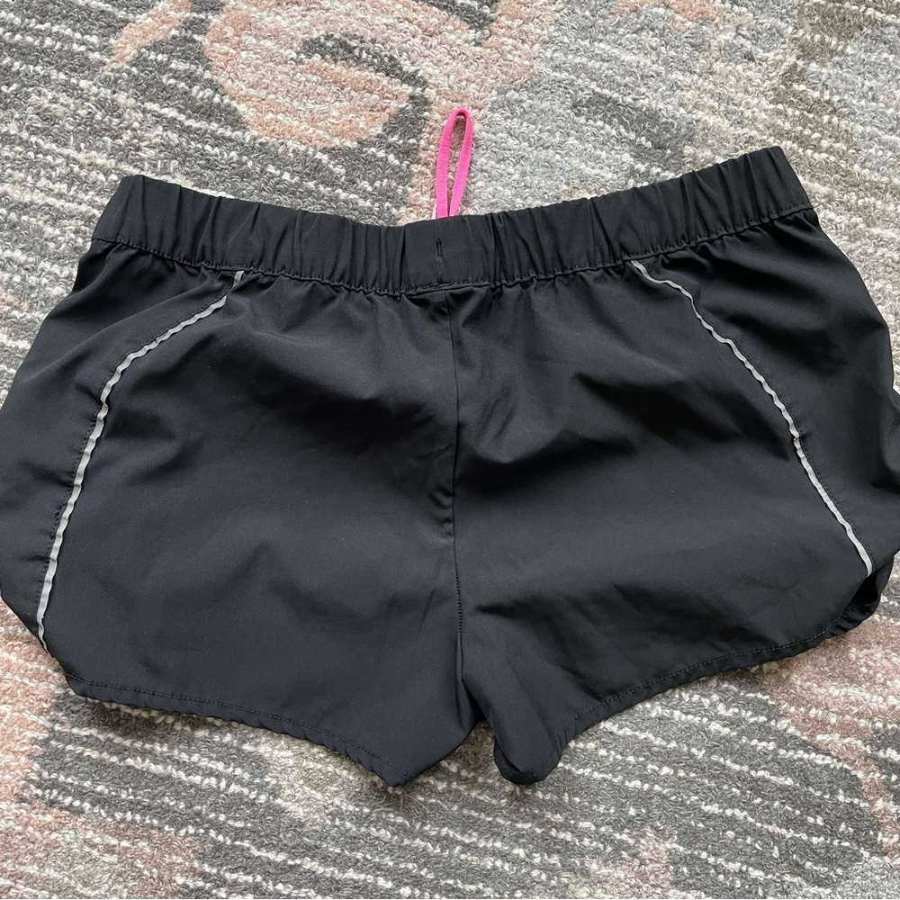 Roxy active shorts - Picture 2 of 2